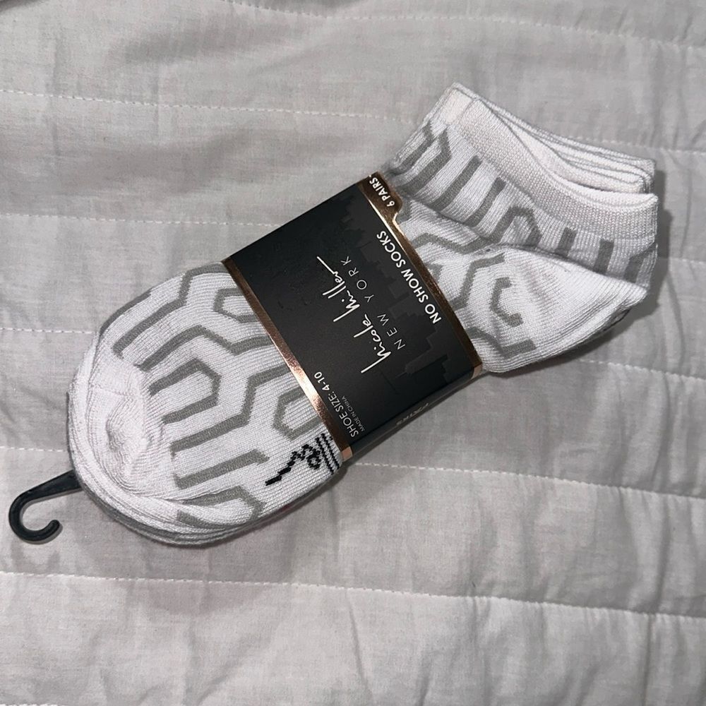 nicole miller Ladies 6 Pack No Show Ankle Socks White Pink Green Gray